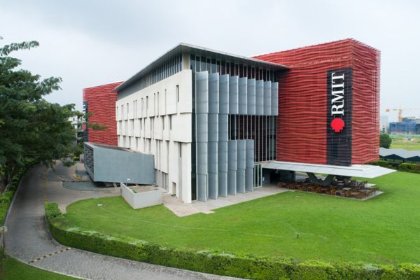 Tái thiết không gian sinh hoạt cộng đồng cho sinh viên thể hiện qua cấu trúc modun – Hướng tới phát triển bền vững