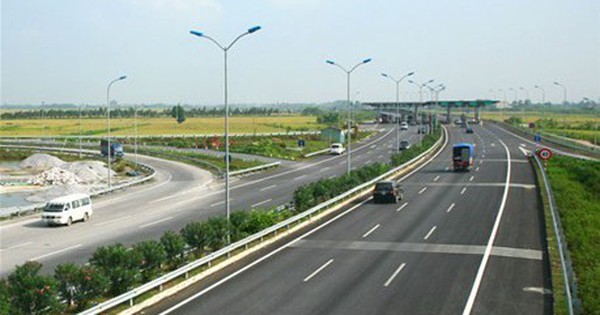 Khởi động đầu tư dự án cao tốc TPHCM