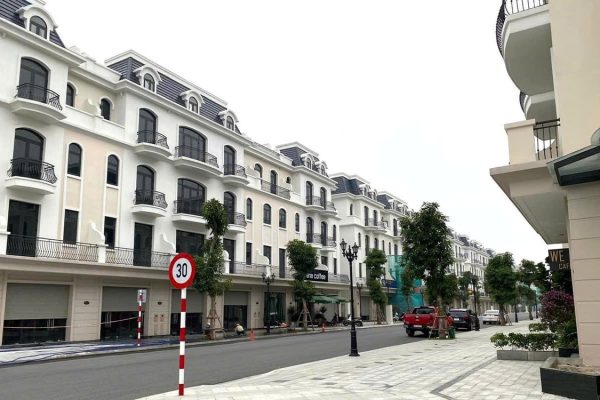 Nguồn cung bất động sản tăng mạnh, nhưng giá nhà vẫn cao