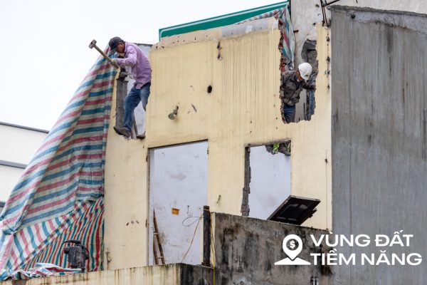 Toàn cảnh đại lộ 10 làn xe đang giải phóng mặt bằng, kết nối loạt đô thị tỷ USD phía Tây Hà Nội