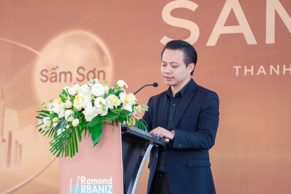 Cổ phiếu tăng 700% từ đầu năm, một doanh nghiệp bánh kẹo, bia… bất ngờ đổi tên thành Bất động sản Ramond