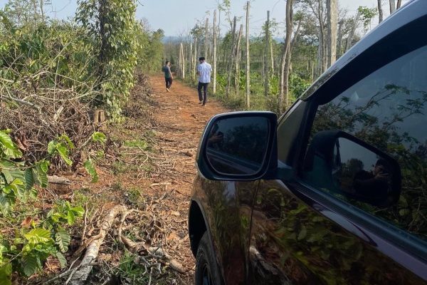 Nhà đầu tư bất động sản “chạy đôn, chạy đáo” rao bán bất động sản cắt lỗ để lấy tiền đáo hạn ngân hàng