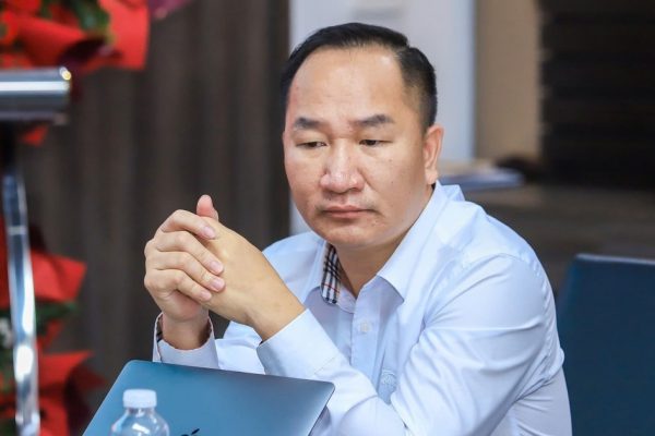 CEO BĐS vẫn khuyên ‘đừng vội bán’ vì một lý do