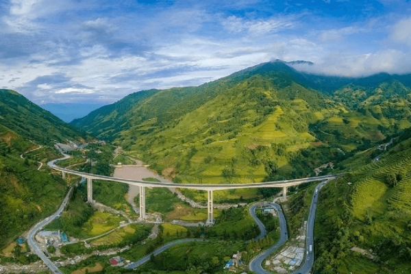 Đã được xác lập kỷ lục, mô hình tương tự ở Trung Quốc, Tây Ban Nha đã làm