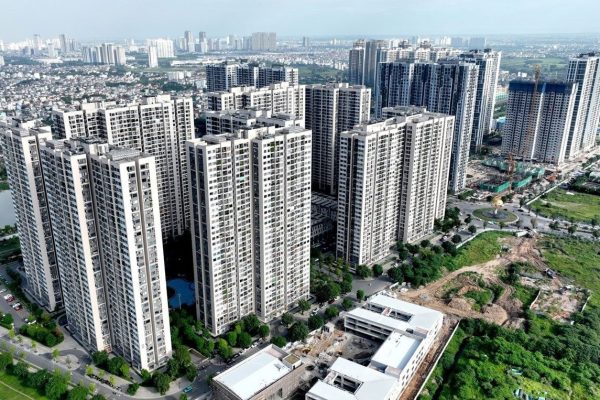 Không giảm giá niêm yết, chủ đầu tư ‘chia sẻ’ với người mua bằng cách nào?