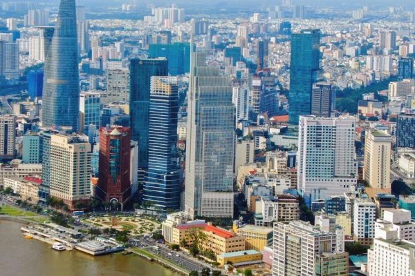 Giá căn hộ TPHCM gần Metro tăng 2,4 lần